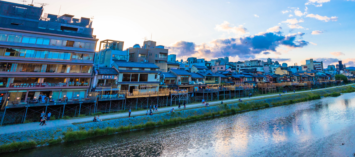 京都鴨川納涼床